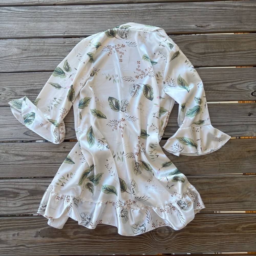 SHEIN Floral Satin Robe Dress | Bell Sleeve Kimono Mini (Runs Small) - Picture 3 of 4